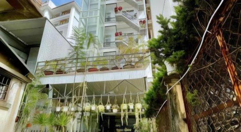 Gold Night Hotel Da Lat Exterior photo