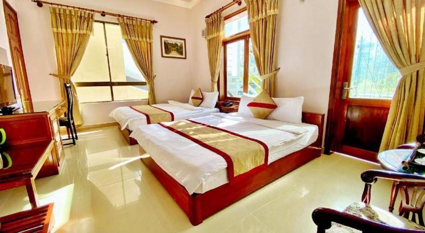 Gold Night Hotel Da Lat Exterior photo